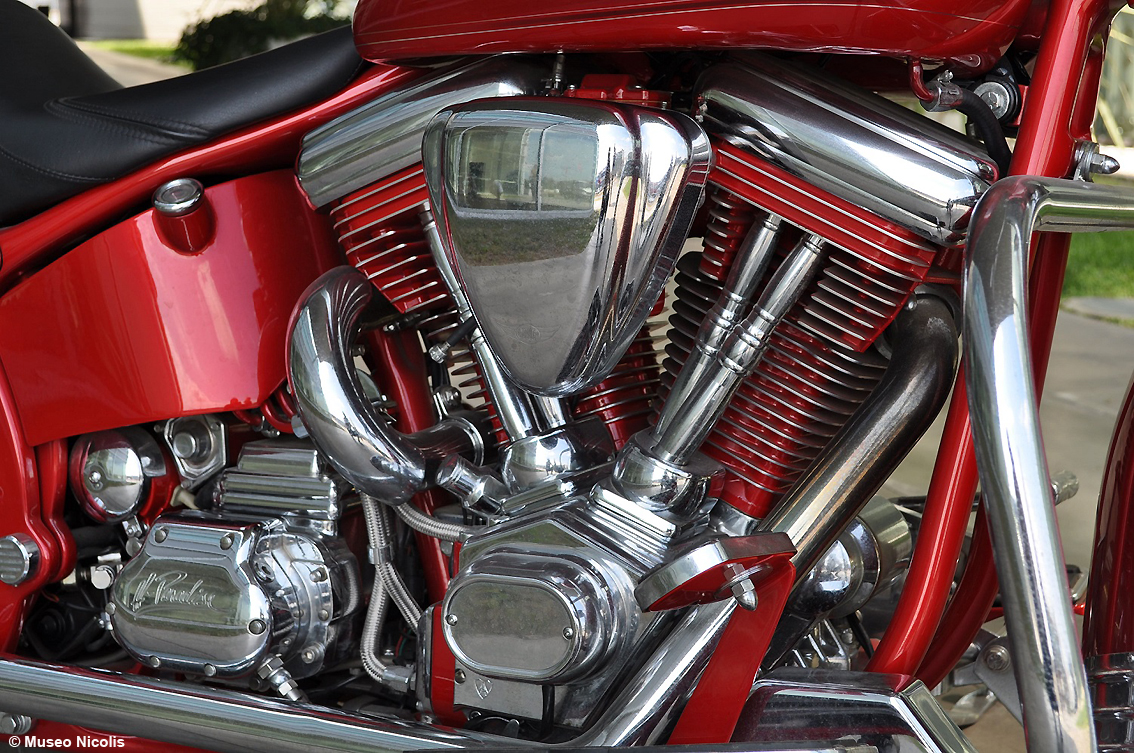 Museo Nicolis a Motor Bike Expo con la suadente Harley-Davidson Flstc Heritage Softail Classic «H-Paradise»