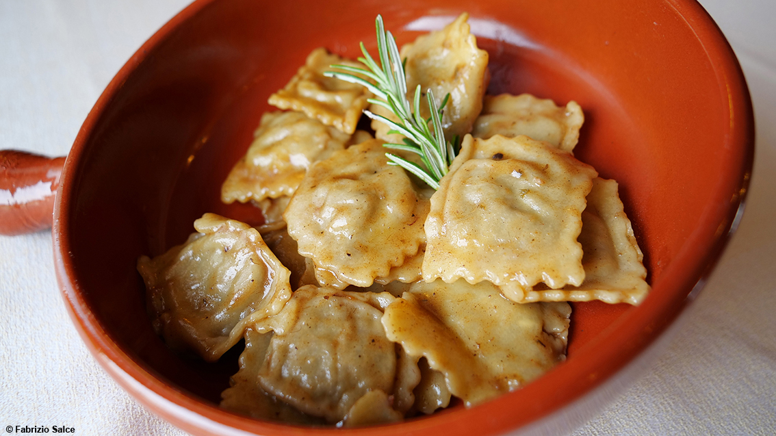 Agnolotti al sugo d'arrosto