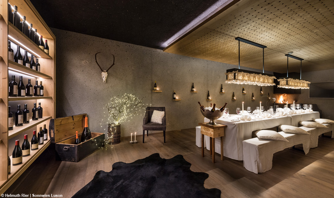 Nell’incantevole Valle di Luson, in Alto Adige, c’è un’anima sostenibile: bio fattoria, prodotti biologici e architettura green all’hotel Sonnwies di Luson