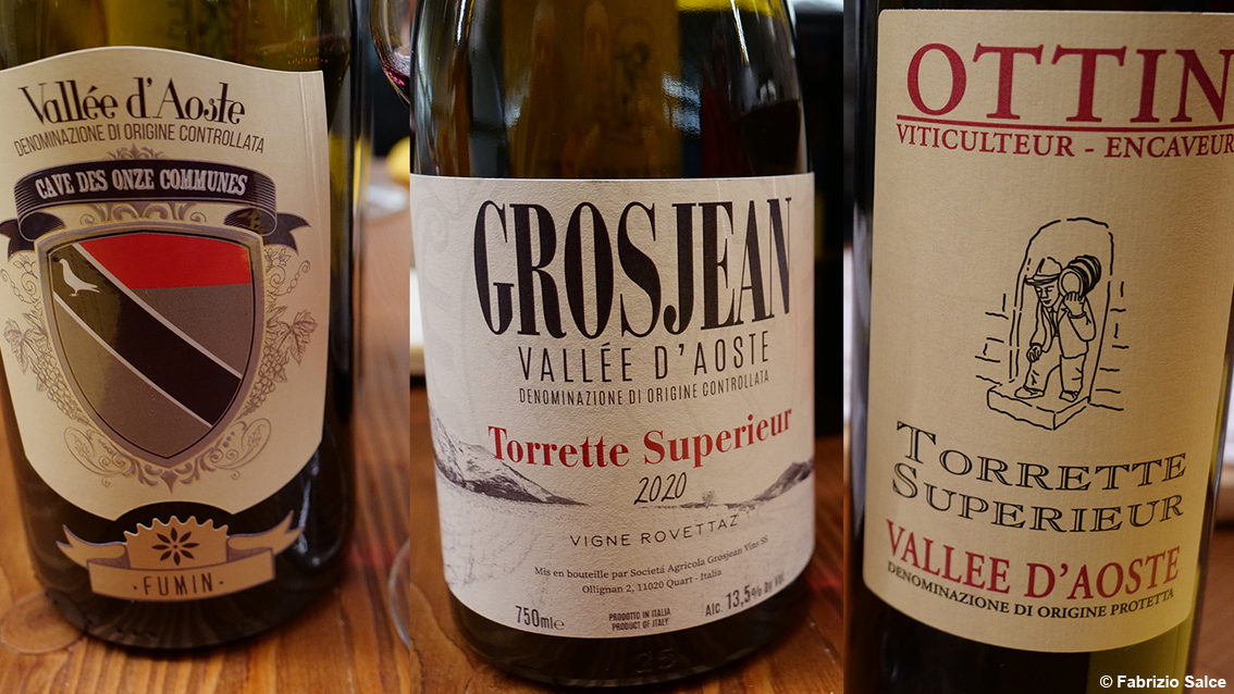 Quelle viti abbracciate dai castelli in Valle d’Aosta: i vini valdostani tra terrazzamenti e tanti giovani