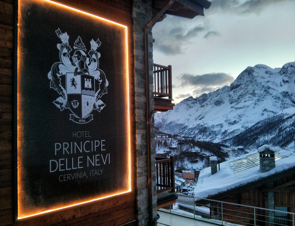 Breuil-Cervinia, tra le piste da sci due interventi architettonici e due identità: ecco l’Hotel Principe delle Nevi