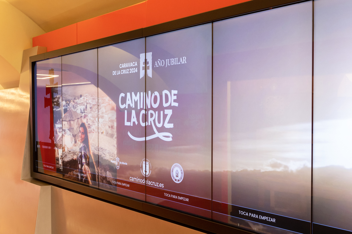 L’Anno Giubilare è stato presentato nella cornice del salone del trono della storica location dell’Ambasciata di Spagna presso la Santa Sede in presenza dell’ambasciatrice Isabel Celaá