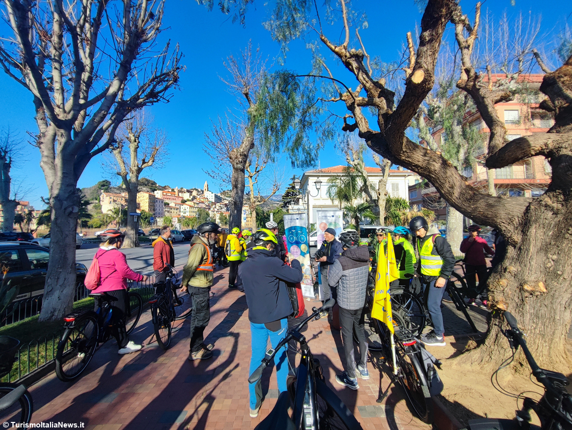 DiscoveRiviera: alla scoperta del Ponente ligure con una bici elettrica ecosostenibile tra borghi, panorami mozzafiato ed eccellenze enogastronomiche