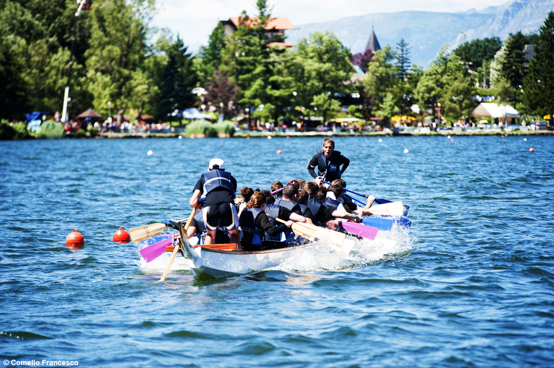 images/stories/varie_2023/DragonBoat_LagoPiazze_01.jpg