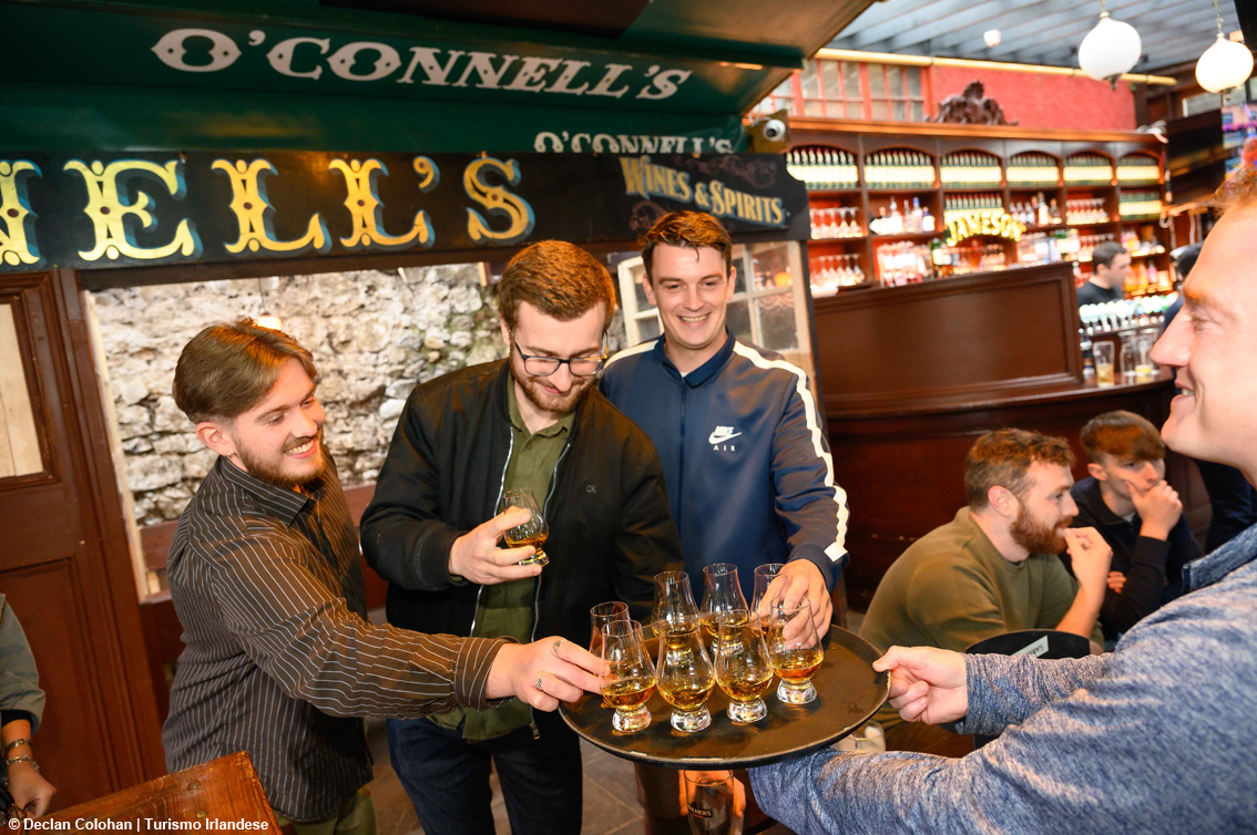 Galway tra whiskey e ostriche, un festival e percorsi tematici per frutti di mare e spirito
