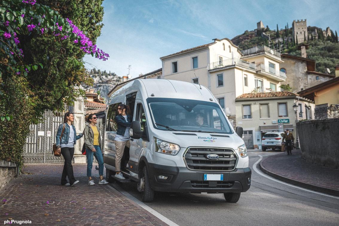 Da quest'anno importanti novità per il servizio attivo nei Comuni di Arco, Riva del Garda e Nago-Torbole: due nuovi mezzi (di cui uno elettrico) e il servizio falesie