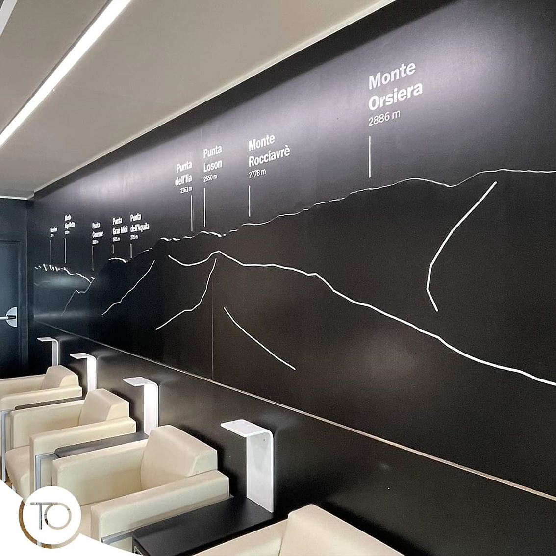 Colori e sapori regionali per la nuova Piemonte Lounge di Torino Airport, allestimento brandizzato in area partenze