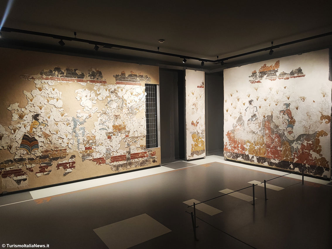 Akrotiri di Thira, il gioiello archeologico di Santorini: viaggio nel tempo per incontrare i suoi abitanti che l'avevano resa grande e generosa