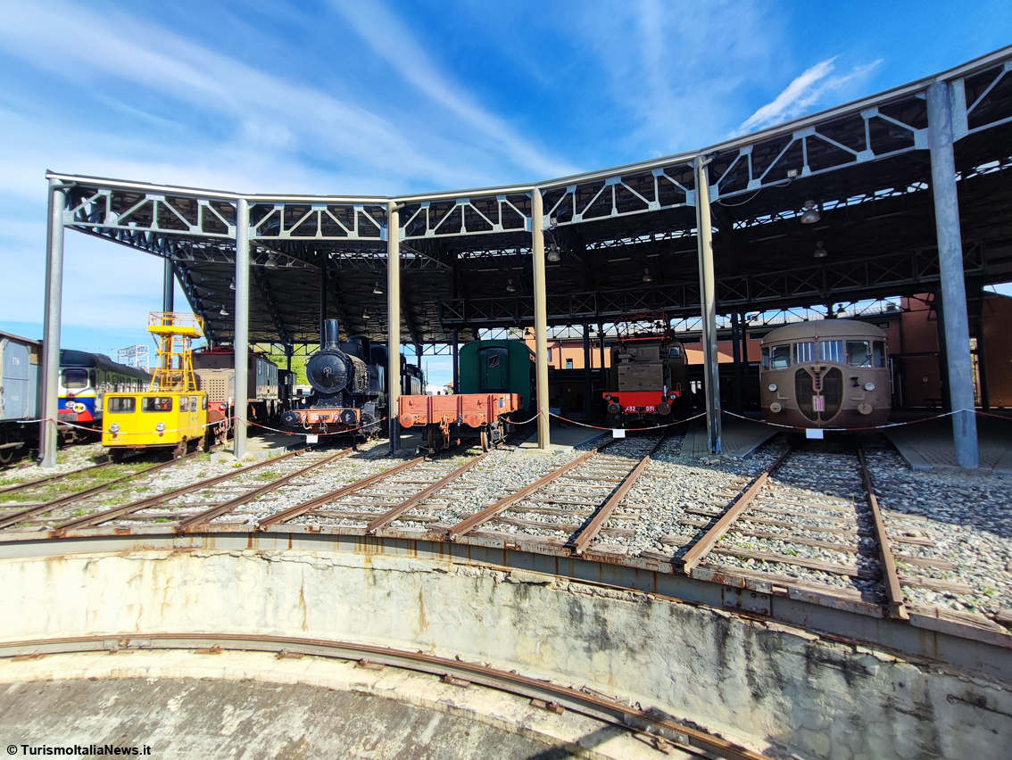 D’epoca, vintage o storico che dir si voglia, il treno lo amano tutti: a Savigliano il Museo Ferroviario Piemontese conserva pezzi incredibili