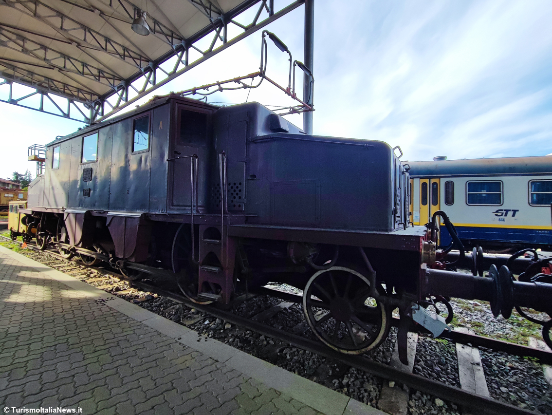D’epoca, vintage o storico che dir si voglia, il treno lo amano tutti: a Savigliano il Museo Ferroviario Piemontese conserva pezzi incredibili