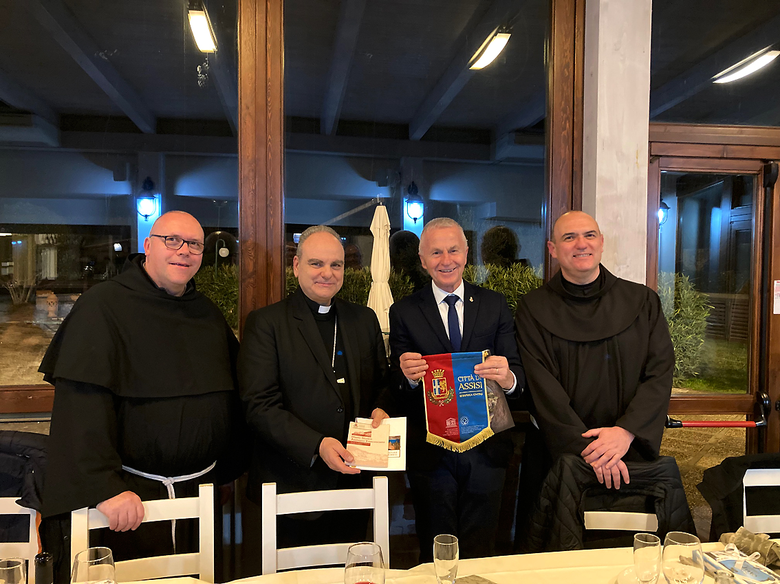 Assisi e l'Abruzzo in cammino verso la festa di San Francesco Patrono d'Italia, delegazione abruzzese in visita