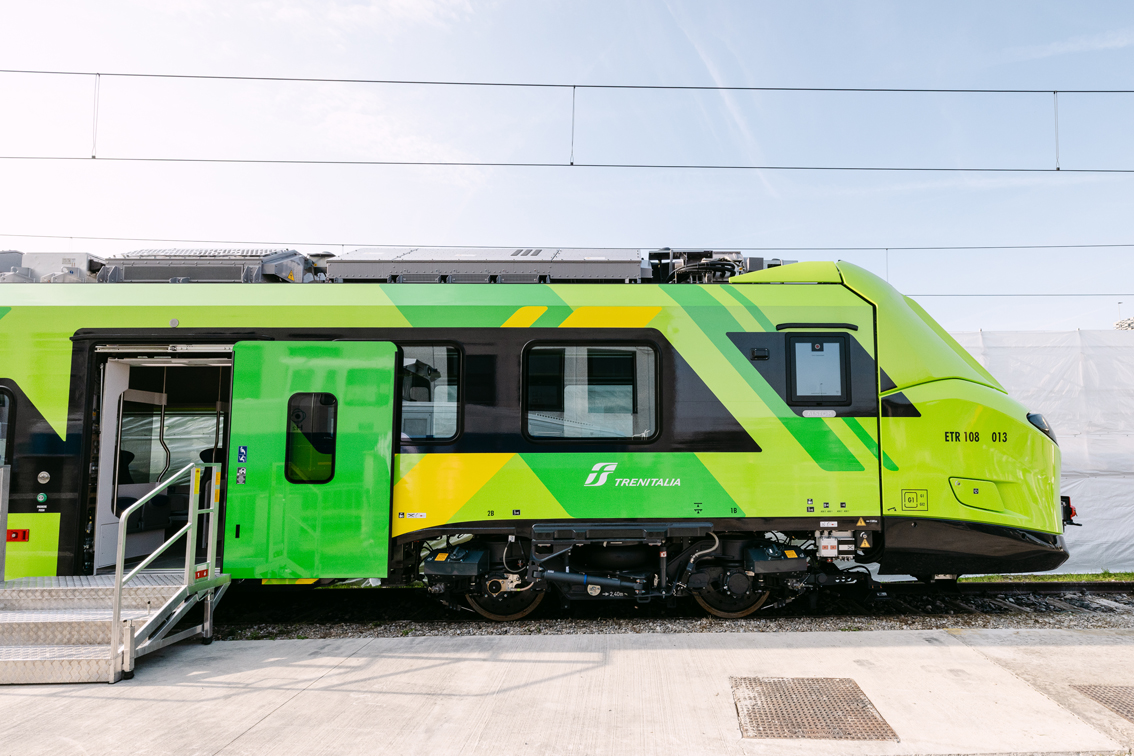 images/stories/varie_2025/Regionale200kmhTrenitalia_01.jpg