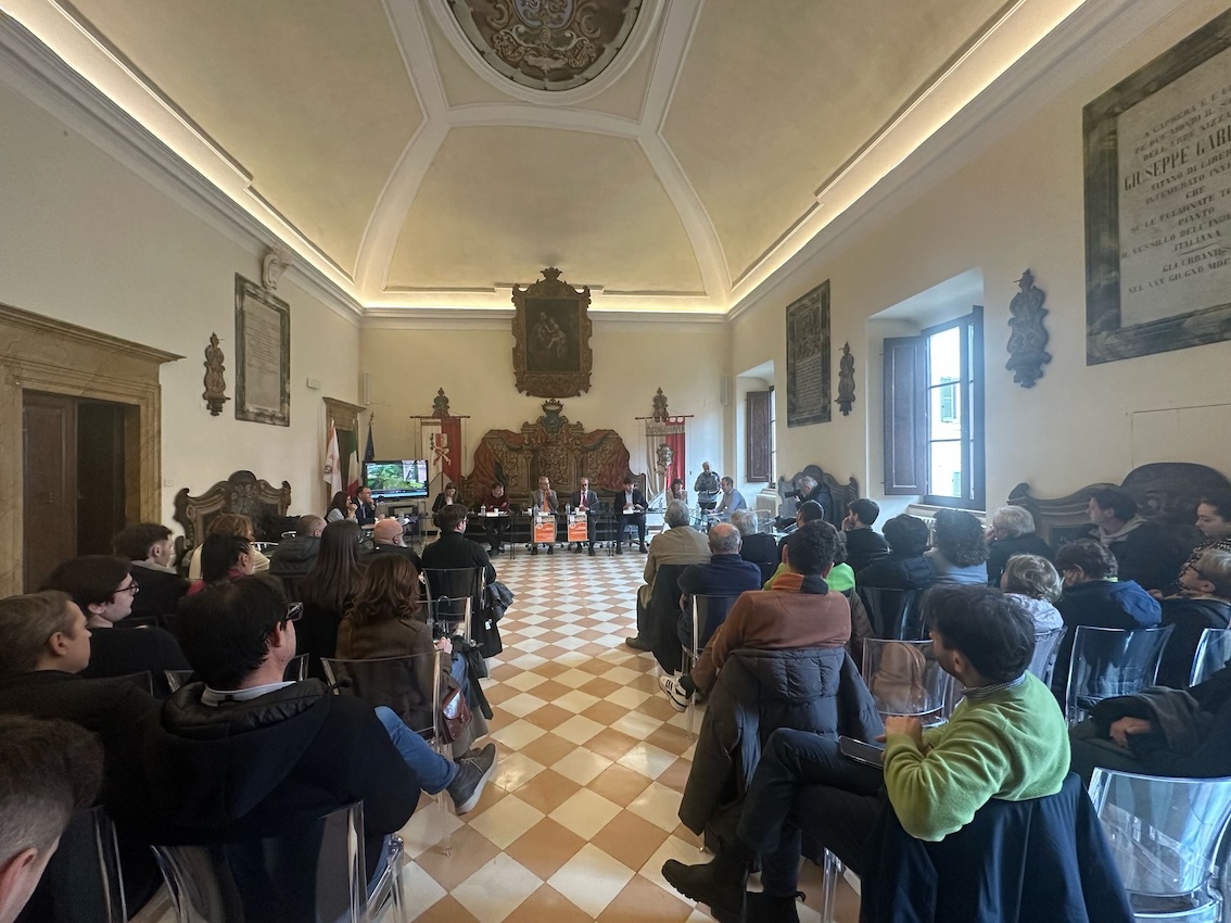 Ad Urbania la Bandiera Arancione del Touring Club: “Riconosciuto il percorso che crede nel turismo”