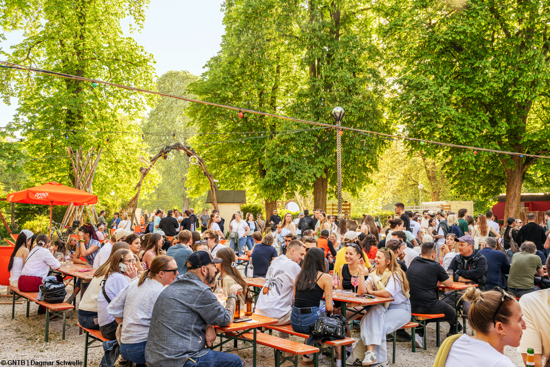Germania da bere: oltre l’Oktoberfest, dalle abbazie bavaresi alle coste del nord un viaggio tra 7.000 birre e identità da scoprire