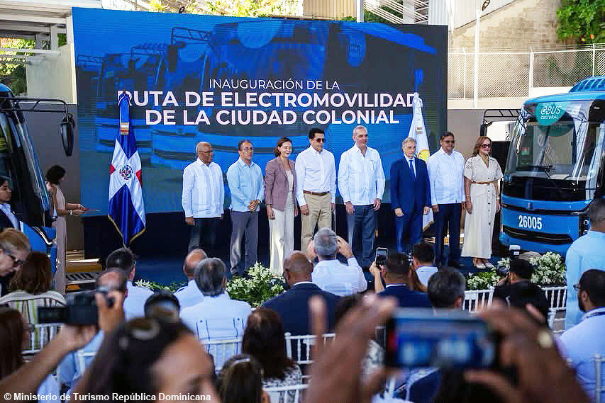 Santo Domingo cambia passo: autobus elettrici e meno auto per riscoprire la Città Coloniale, l’isola caraibica è decisamente green
