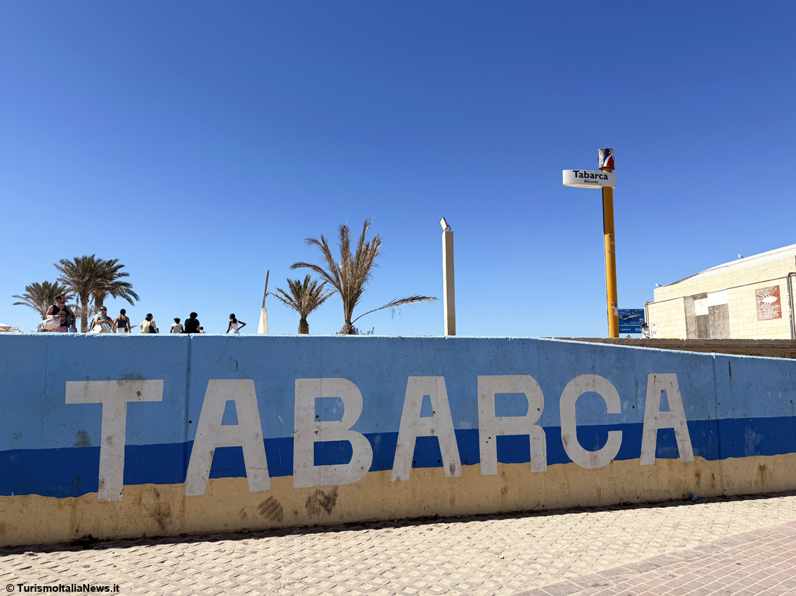 Tabarca, l'isola che non è un'isola (sola): il minuscolo arcipelago di Alicante dove la storia naviga insieme al Mediterraneo