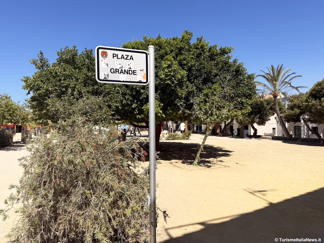 Tabarca, l'isola che non è un'isola (sola): il minuscolo arcipelago di Alicante dove la storia naviga insieme al Mediterraneo