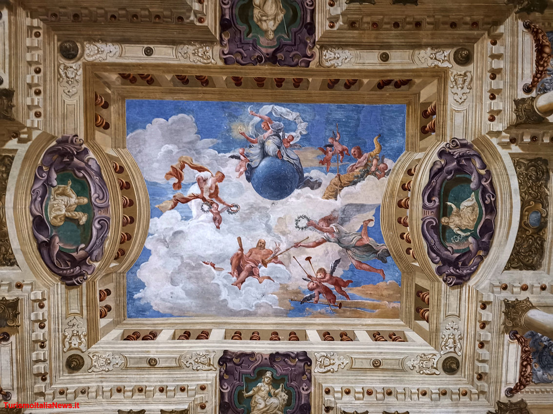 Architettura, arte, design, moda, fashion, italian style: c’è davvero tutto questo a Villa Foscarini Rossi, a Stra