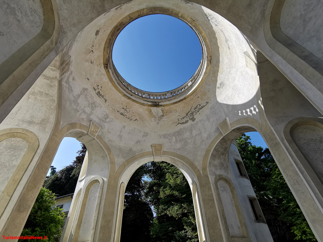 Lo stupore e il divertimento continuano all’esterno, nel Parco di Villa Pisani (foto di TurismoItaliaNews.it per gentile concessione del Ministero per i beni e le attività culturali – Polo Museale del Veneto)